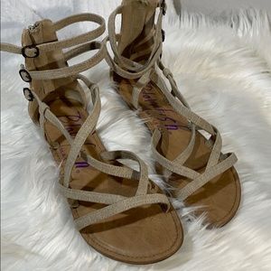 Blowfish sandals khaki color